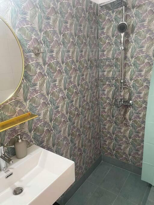 Archontiko Theofilou #2 With Private Parking Space Apartment เทสซาโลนิกิ ภายนอก รูปภาพ